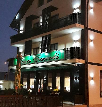 Casa Caroli Ξενοδοχείο Târgu Jiu Εξωτερικό φωτογραφία
