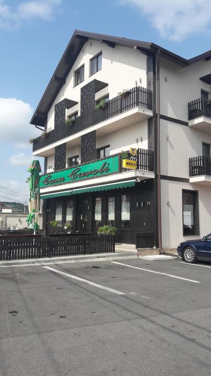 Casa Caroli Ξενοδοχείο Târgu Jiu Εξωτερικό φωτογραφία